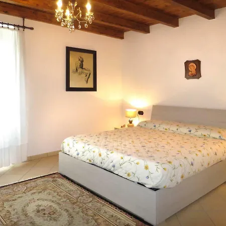 Locazione Turistica Ronchiano Castelveccana